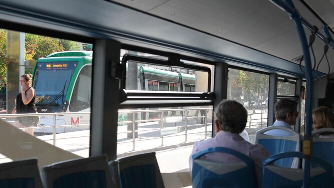 Vista del Metro de Granada desde las ventanas de la LAC en Villarejo.