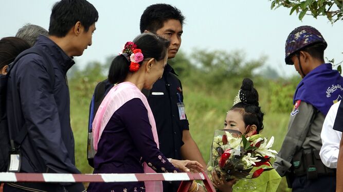 Suu Kyi, líder birmana, viaja a Rakain por el éxodo de los rohinyás