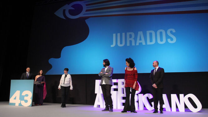 Lucía Carreras, Alejo Moreno, Hebe Tabachick y Arturo Menor (este último como miembro del jurado de la sección Talento Andaluz) se presentaron ante el público.