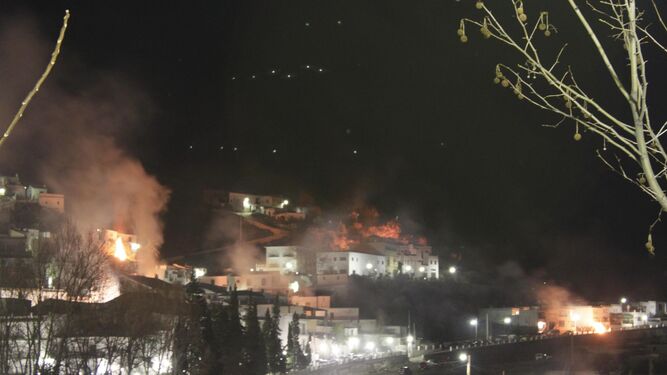 El día 19 se quemarán 28 hogares por los distintos barrios del municipio alpujarreño.