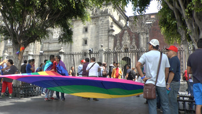 El documental narra el drama que vive el colectivo LGTB en México.