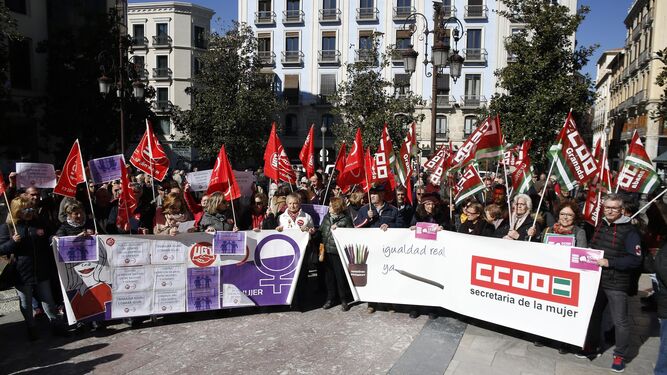 El jueves se celebró una protesta por la igualdad salarial en Granada.