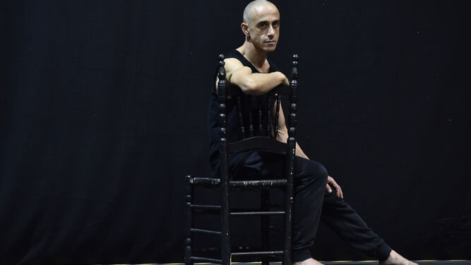 El coreógrafo, retratado en la sede del Ballet Flamenco de Andalucía, durante el proceso de montaje del espectáculo 'Flamencolorquiano'.
