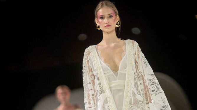 YolanCris- Barcelona Bridal Fashion Week
