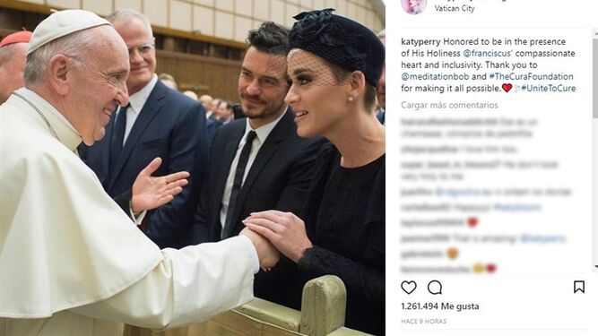 El Papa 'bendice' la relación de Katy Perry y Orlando