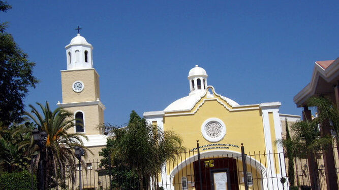 Iglesia de la Virgen del Rocío.