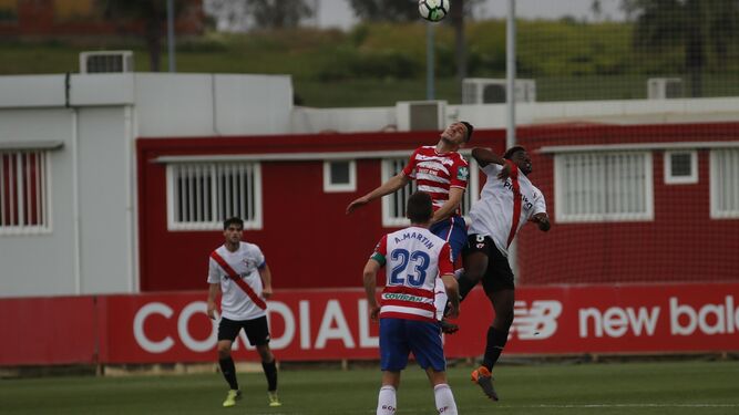 El Granada no fue capaz de ganarle a los jóvenes del Sevilla Atlético.