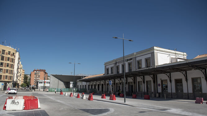 Granada pide hoy al ministro de Fomento el regreso inmediato de los trenes