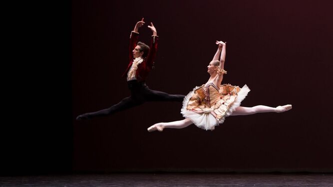 Integrantes del Ballet de la Ópera de París, en una actuación reciente.