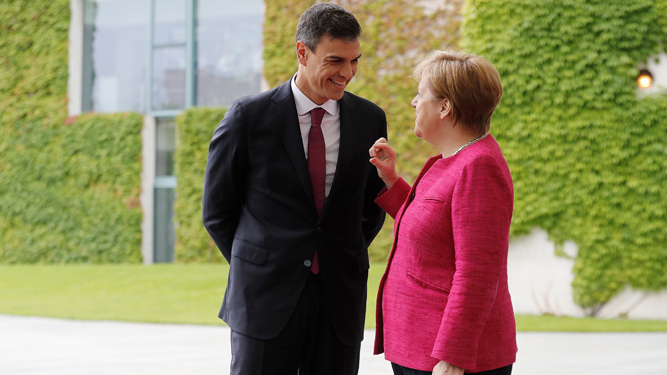 Pedro Sánchez y Angela Merkel, durante la visita del presidente español a Berlín el pasado mes de junio.