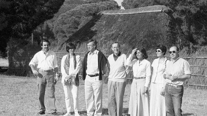 Jos&eacute; Mar&iacute;a Aznar y Ana Botella junto a Jean Claude Juncker y Wilfred Maertens y sus esposas.