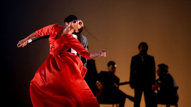 El Ballet Flamenco de Andalucía dio vida a 'Flamencolorquiano'.