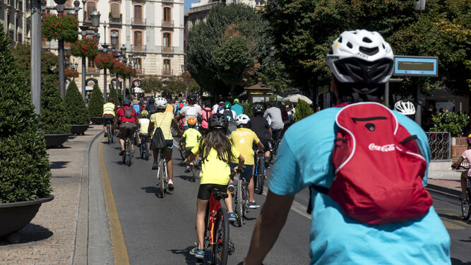 El pasado 23 de septiembre cientos de ciclistas recorrieron en una marcha las principales calles de la ciudad.