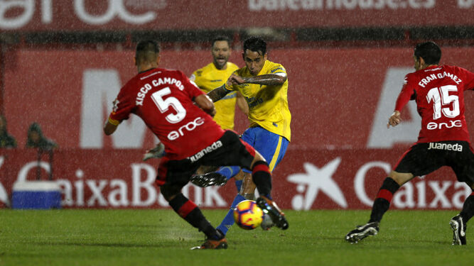 El 'Chino' Araujo es uno de los futbolistas más peligrosos de Las Palmas