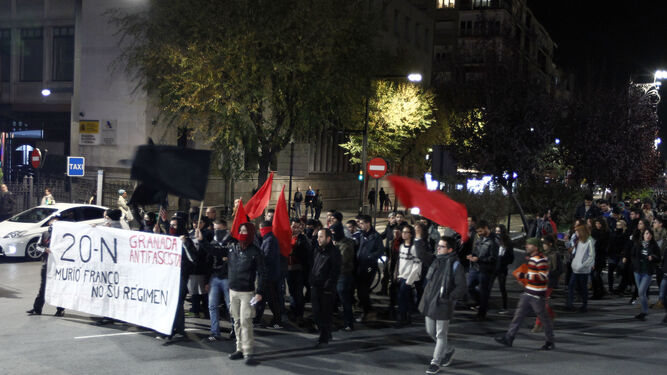 Colectivos antifascistas convocan una marcha para esta tarde en Granada