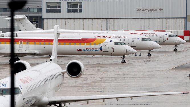 La huelga de pilotos afecta a centenares de pasajeros de Air Nostrum