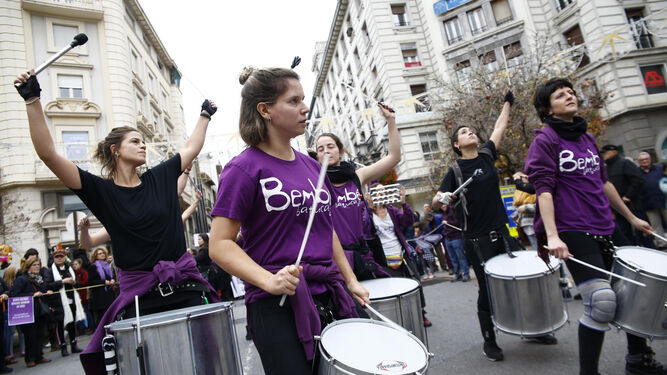 Manifestaci&oacute;n en Granada contra la violencia hacia las mujeres