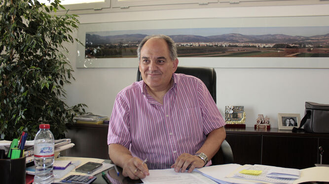 El alcalde de Huétor Tájar, Fernando Delgado Ayén