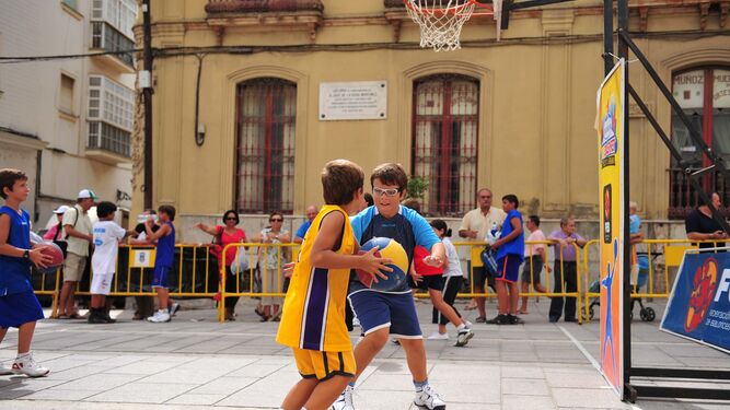 Un partido de basket callejero