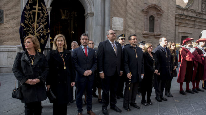 Granada renueva sus votos con la Virgen de las Angustias