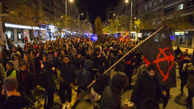 5.000 personas salieron a la calle el 3 de diciembre como señal de repulsa por la entrada de Vox en el Parlamento andaluz