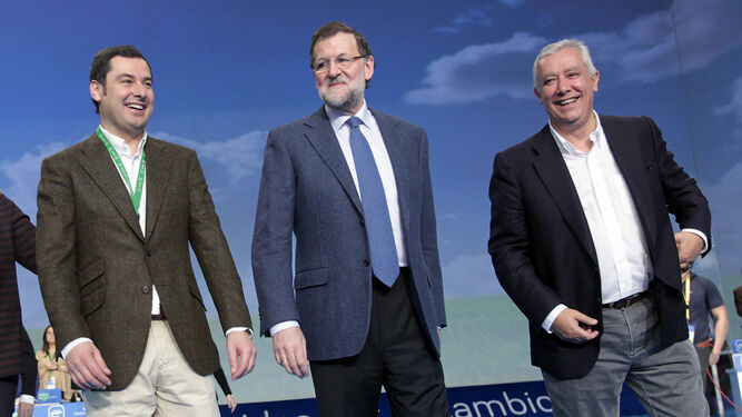 Juan Manuel Moreno, Mariano Rajoy y Javier Arenas