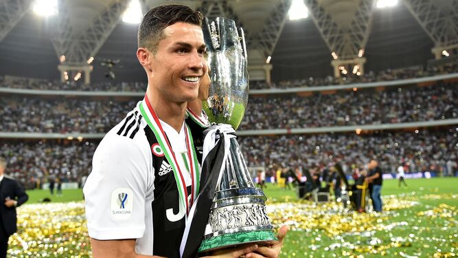 Cristiano Ronaldo, tras ganar la Supercopa italiana días atrás