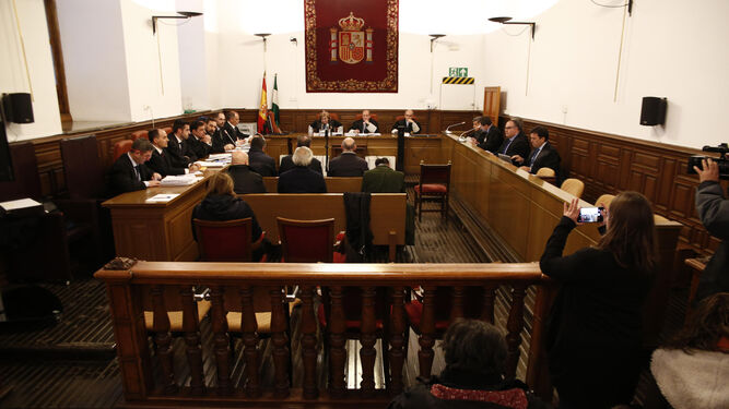 Imagen de la primera sesión del juicio por el fraude en el Catastro.