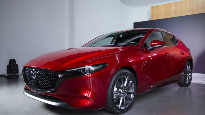 Mazda inicia la cuenta atrás para la comercialización del nuevo Mazda 3