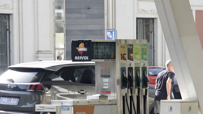 El precio del diésel se está igualando a la gasolina.