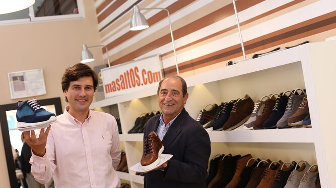 Antonio Fagundo, director general de Masaltos.com, y Andrés Ferreras, cofundador de la empresa.