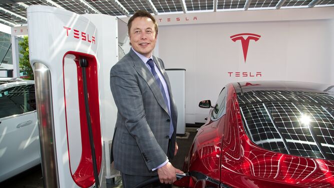 Tesla mejora sus estaciones de carga: 5 minutos para recorrer 120 kilómetros