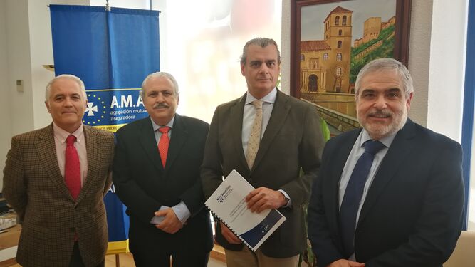 Acuerdo firmado con el Colegio de Veterinarios de Granada