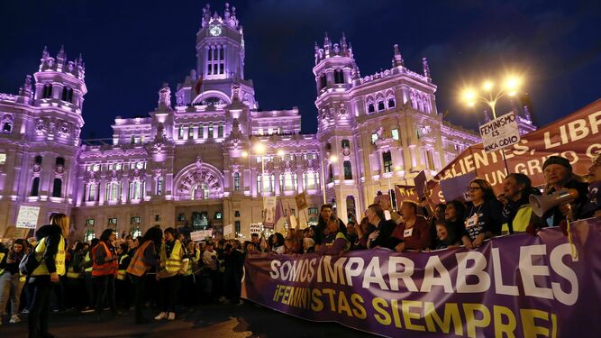 Cabecera de la marcha feminista del pasado viernes en Madrid por el 8-M.