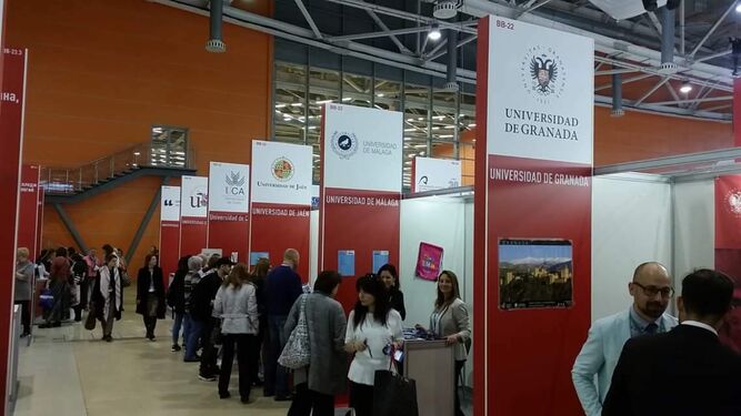 La UGR participa en la Feria Internacional de Educación de Moscú