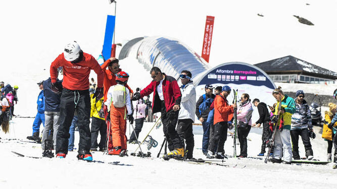 Sierra Nevada cierra la temporada con más de un millón de esquiadores