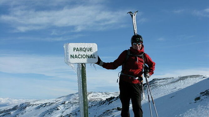 Arribas es uno de los defensores de la declaración de Sierra Nevada como Parque Nacional.