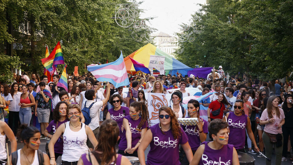 Im&aacute;genes de la marcha del D&iacute;a del Orgullo en Granada