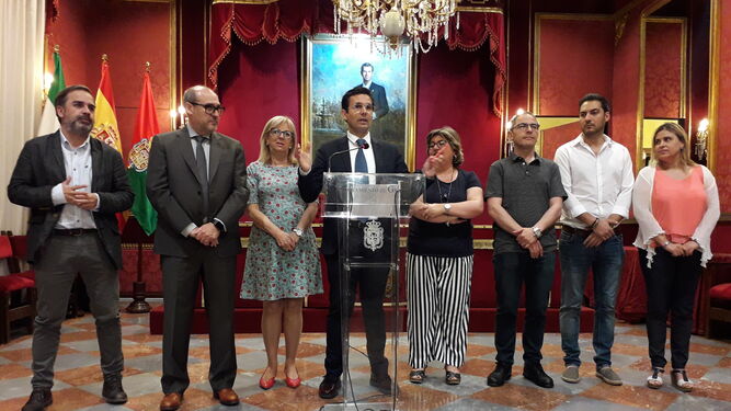 El PSOE le ofrece a Ciudadanos entrar en un "gobierno estable" para Granada