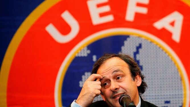 Michel Platini, en una rueda de prensa durante su etapa al frente de la UEFA.