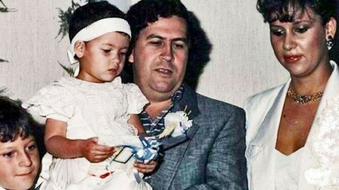 El narco colombiano Pablo Escobar en una imagen familiar
