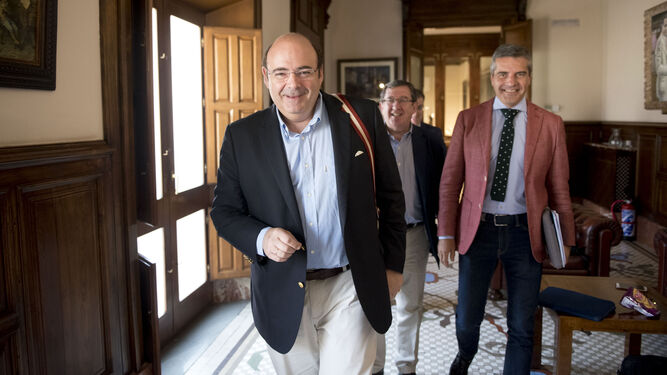 Sebastián Pérez, Luis González y César Díaz, los tres concejales que 'reviven' su pasado.