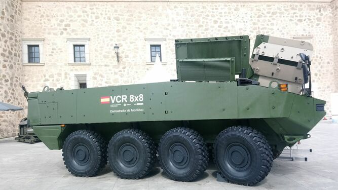 Prototipo del VCR 8x8, el nuevo vehículo blindado del Ejército.