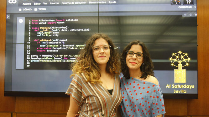Cristina Uribe e Irene Navalón, promotoras y coordinadoras de ‘AI Saturdays’ en Sevilla.