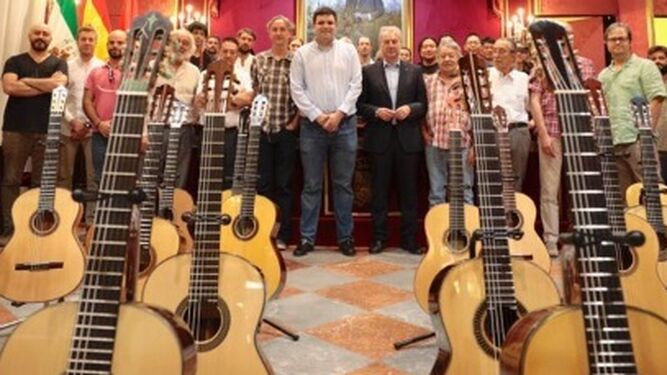 23 guitarreros de todo el mundo compiten en Granada en el concurso de construcción de guitarras
