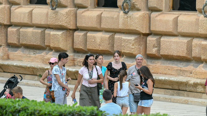 Visitantes en la Alhambra