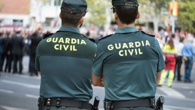 La Guardia Civil detiene a un hombre por extorsión