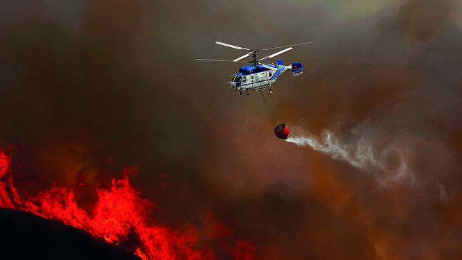 Sobrevolando el infierno, imagen de la exposición de la Fundación AXA.