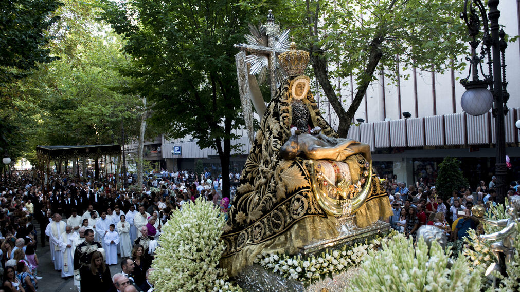 Las imágenes de la procesión de la Virgen de las Angustias