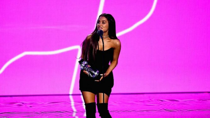 Ariana Grande en los VMA MTV 2018